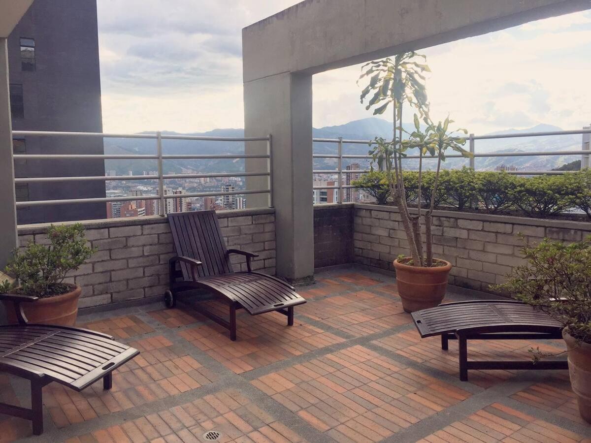 Apartament Moderno Apartamento Poblado 10 Min Del Lleras Y Provenza Medellín Zewnętrze zdjęcie